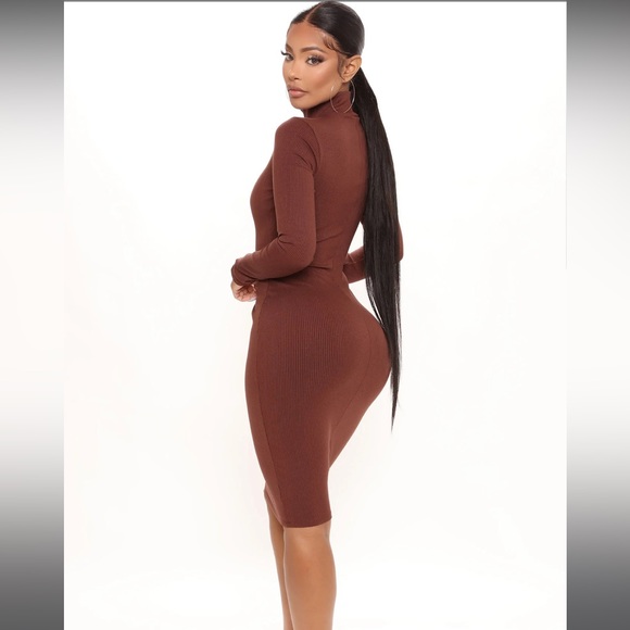 Layla Snatched Midi Dress- Chesnut - Picture 3 of 6